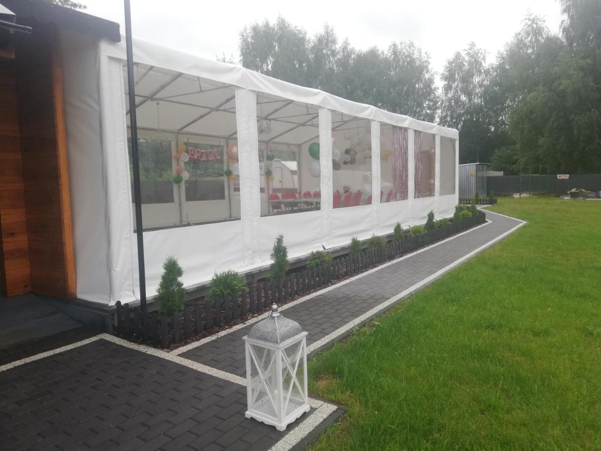 Grabska Osada Apartamenty - 100M Od Suntago Park-Domki Ogrzewane Caloroczne Mszczonów Εξωτερικό φωτογραφία